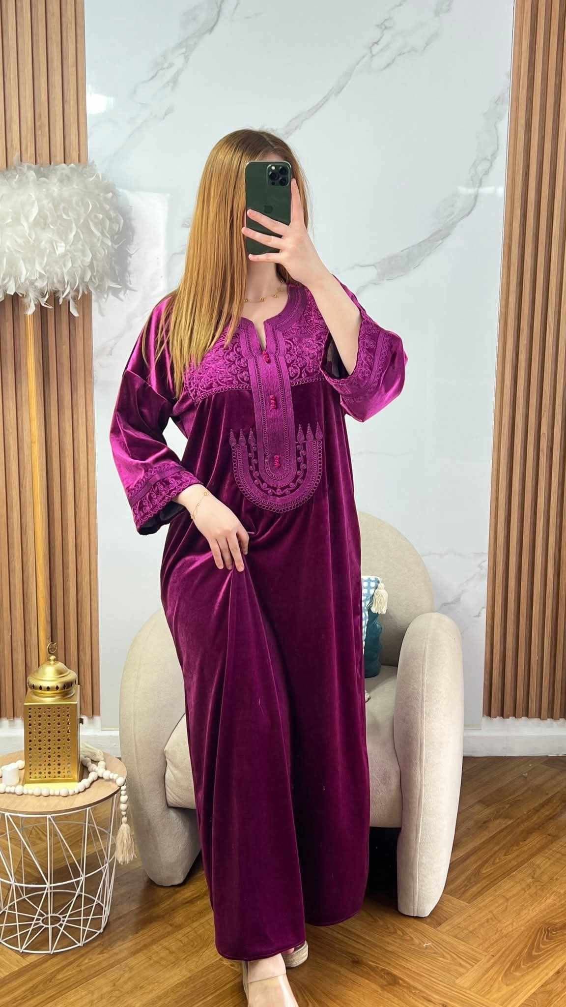 على بركة الله 💕 جبة رمضان 🌙✨
مودال صورية في قطيفة روايال مخدومة بالفتلة
ليطاي L xl xxl 3xl - Image 7